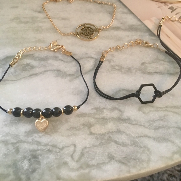 'My Guide' Compass Gold and Black 5 Piece Bracelet - Picture 4 of 7